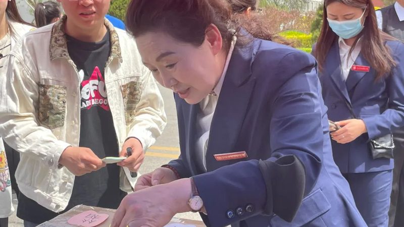 企业VI设计全案：揭秘品牌形象塑造的全方位攻略